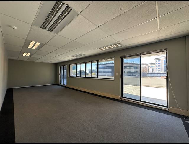 418M² OFFICE TO LET IN SANDTON CENTRAL